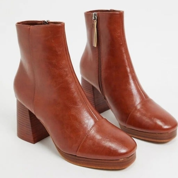 ASOS Shoes - ASOS DESIGN + Rhona Platform Boots 😍